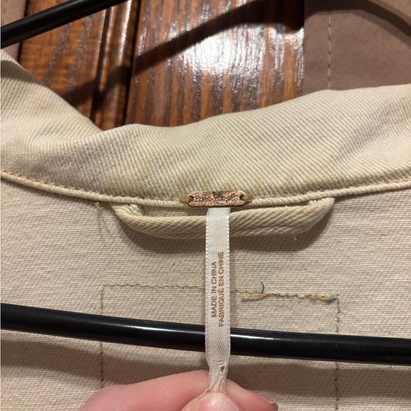 Free People Winter Cactus Embroidered Embellished Trucker Denim Jacket  Medium - Picture 6 of 13